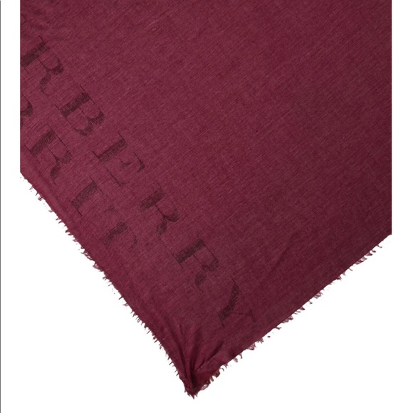Burberry Scarf - Picture 3 of 3